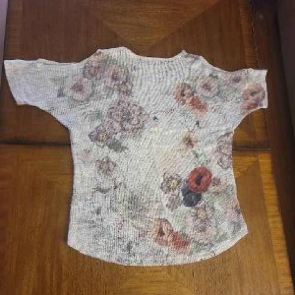 Ginger G Floral Top - Picture 7 of 11